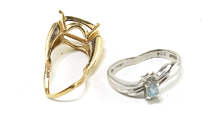 ゆがみのある指輪